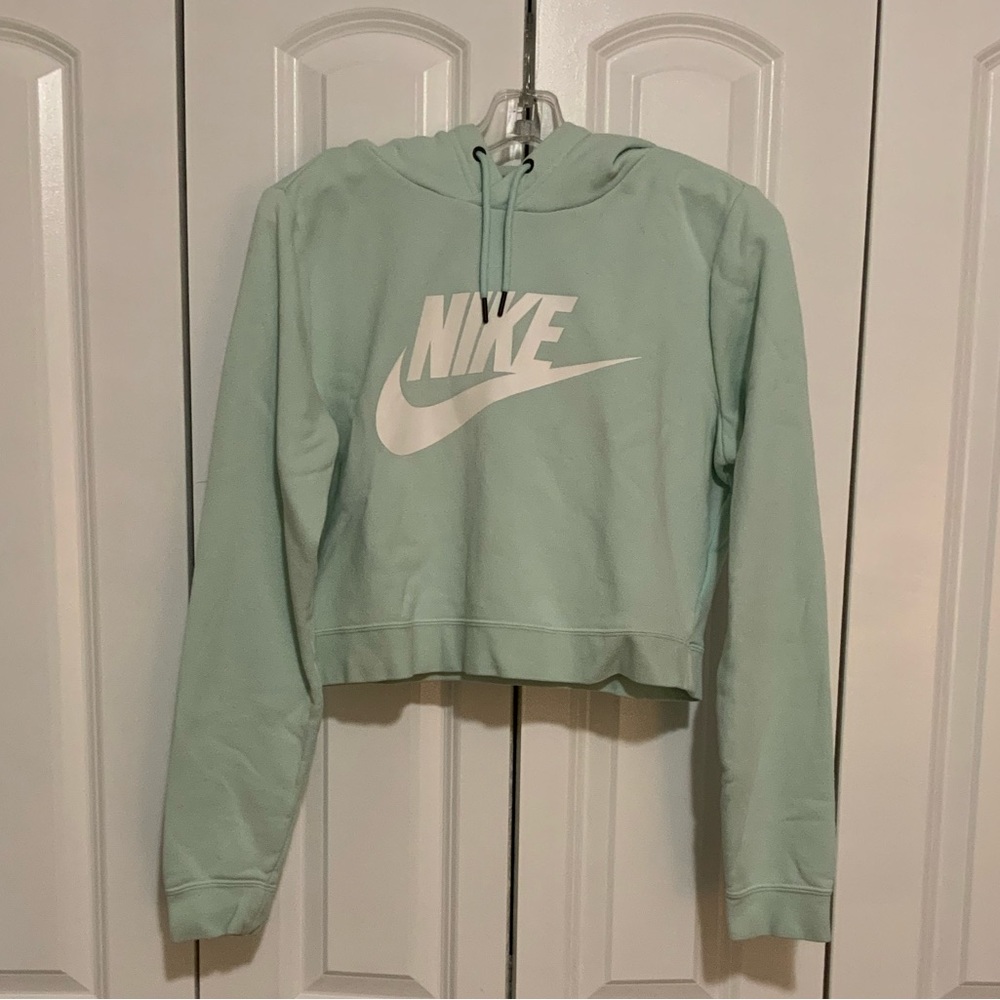 Nike Croped Sweatshirt